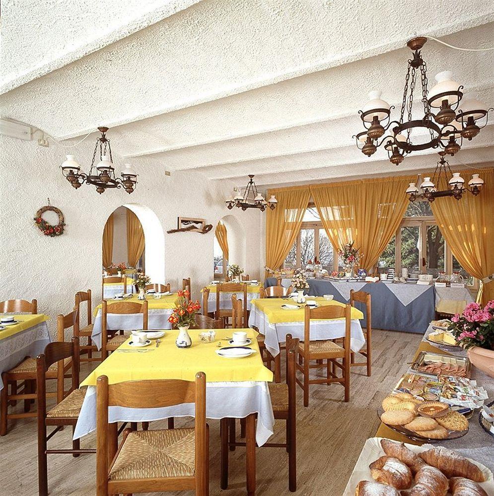 Hotel Ristorante La Grotta Castiglione Delle Stiviere Exterior foto