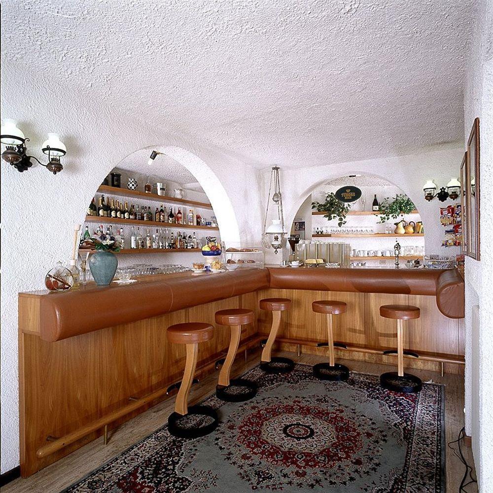 Hotel Ristorante La Grotta Castiglione Delle Stiviere Exterior foto